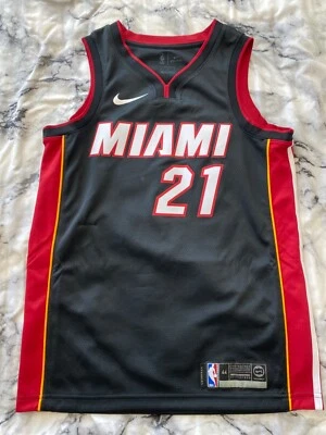 Camiseta deportiva Hassan Whiteside auténtica Nike Miami Heat para hombre mediana 44 Foto 1 de 4