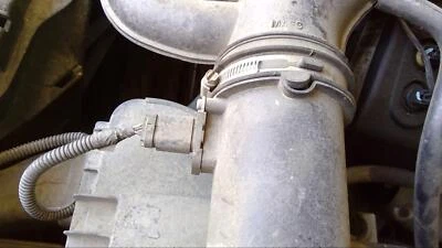 Medidor de flujo de aire de inyección de combustible usado se adapta a: Ford Mustang 2012 6,2 grado A Foto 1 de 4