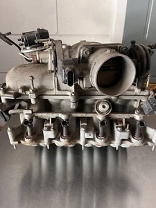 Intake Manifold 2003-2005 Ford Lincoln Aviator 4.6L 2C5E 9K461 DA - Picture 1 of 11