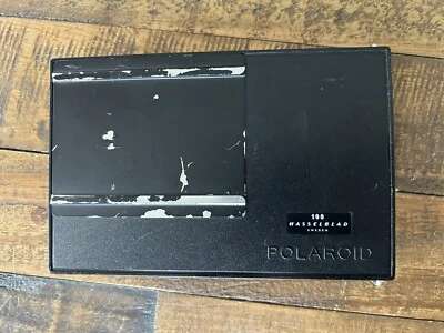Polaroid 100 Series Polaroid Back for Hasselblad  (500C/CM) - Image 1 of 4
