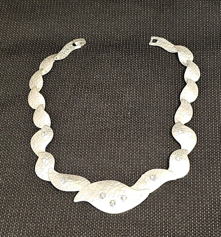 Wunderschönes Collier/Halskette m.Kristallen Versilbert Designer Schmuckstück... - Bild 1 von 4