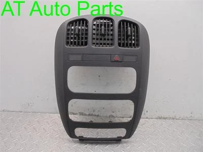 2005 DODGE CARAVAN RADIO AND TEMPERATURE CONTROL BEZEL - Imagem 1 de 4