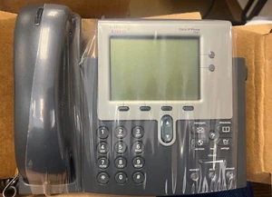 Cisco 7941 2 Lines Corded Phone - Picture 1 of 2