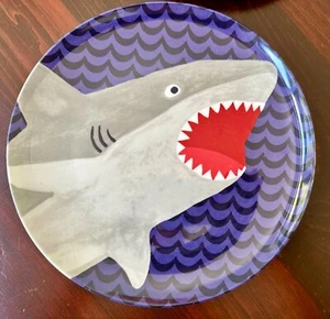 POTTERY BARN KIDS 4 X SHARK DINNER PLATES - Picture 1 of 3