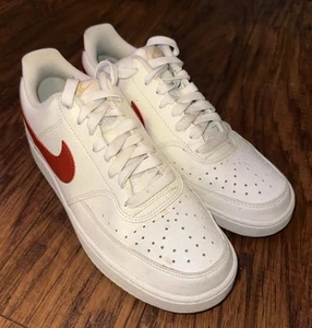 Nike Court Vision Low DH3158-104 Damen-Freizeitschuhe Turnschuhe weiß Größe 9,5 - Bild 1 von 5