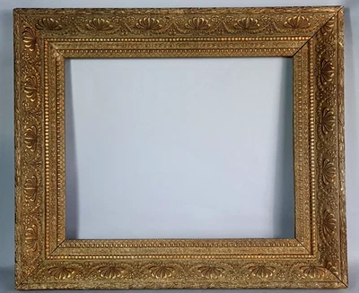 Cadre ancien 65,5x56 cm, feuillure 49x39 cm bois stuc doré C780 - Photo 1/4