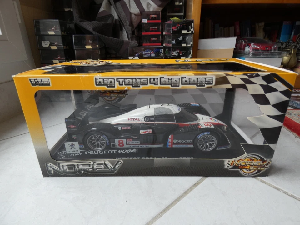 Peugeot 908 Bourdais Lamy Sarrazin #8 Le Mans 2007 24 Ore 1/18 Norev Difetto - Immagine 1 di 4
