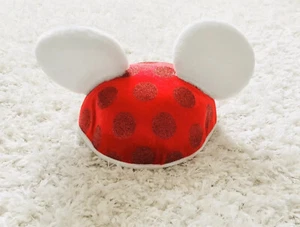 NWT Disney Parks Minnie Mouse Christmas Holiday Red Glitter Ear Hat - Size Youth - Picture 1 of 4
