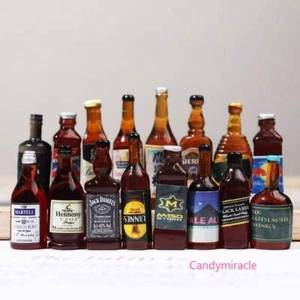 18 Stück Maßstab 1:12 Puppenhaus Miniatur Wein Getränke Flaschen Party Zubehör - Bild 1 von 8
