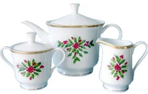 Gorham Festive Holly Juego de Té 3 Piezas Tetera Azúcar Cuenco Crema Borde Dorado Nuevo en Caja - Imagen 1 de 3