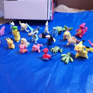 ​WNBW 2025 Mini Action Figure Set - Over 20 Pokémon Cake Toppers / Party Favors - Picture 1 of 4