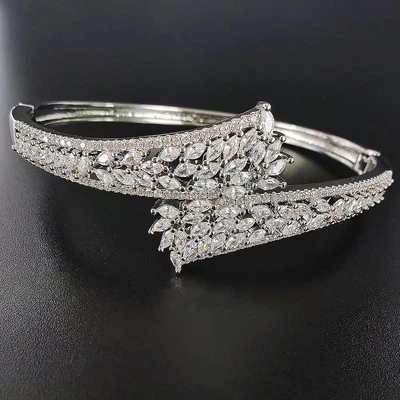 Impresionante Brazalete Tenis Mujer Circonita Cúbica Chapado en Oro Blanco 18K Verde/Plata Foto 1 de 4