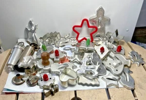 37 VINTAGE AUSSTECHFORMEN ++ 2 AUSSTECHFORMEN MIT SCHEIBEN - Bild 1 von 6