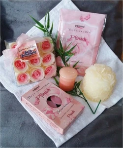 9tlg. Duft-Präsent, Geschenkpaket, Pfirsichduft in rosa Herzdose - Bild 1 von 3