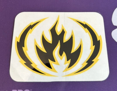 老式黑色标签滑板贴纸 — 第 1/3 张图片