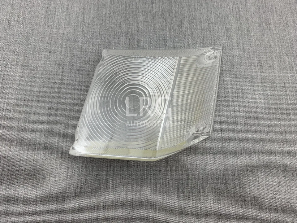 Lente de lámpara marcadora de esquina delantera izquierda genuina Toyota 1971-1975 Celica RA21 RA22  Foto 1 de 4