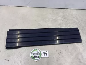๐ 1981-1985 MAZDA RX-7 FB TAIL LIGHT OEM Lens CenterRear - Picture 1 of 10