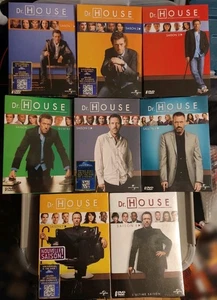 Dr House Intégrale De La Série Saison 1 2 3 4 5 6 7 8 Coffret DVD Neuf Doctor - Foto 1 di 1