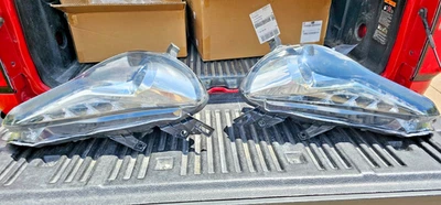 312-11AQRMACM2/312-11AQLMACM2 Toyota 86 Headlight  assembly 2017 2018 2019 2020 - Image 1 of 4