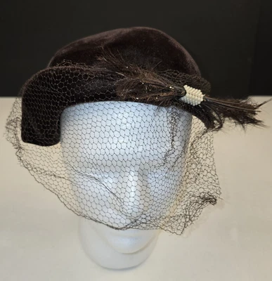复古女式帽子棕色丝绒缎面蝴蝶结带面纱网饰鸡尾酒 — 第 1/4 张图片