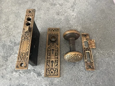 RUSSEL & ERWINN 1800s Antique Door Hardware Knob Victorian mortise and lock Set - Image 1 of 4