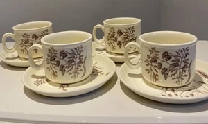 Windswept J & G Meakin Pottery Set Of 8 - 4 x Cups and 4 x Saucers - Vintage - Picture 1 of 11