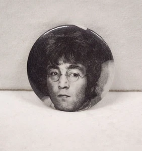 ORIGINAL VINTAGE PIN Back Button Rare 2 1/4"" JOHN LENNON BEATLES - Picture 1 of 2