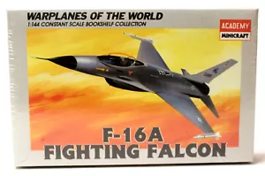 F-16A Fighting Falcon Plastic Model Kit MiniCraft 1:144 Scale - Picture 1 of 3