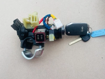 Interruptor de encendido Kia Forte 2019-2021 cilindro de bloqueo con 2 llaves OEM Foto 1 de 4
