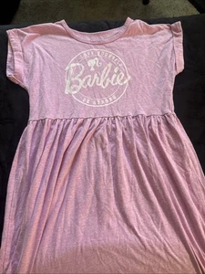 Mädchen Größe Large (10/12) rosa Barbie Kleid Liebe dich selbst und sei stark - Bild 1 von 7