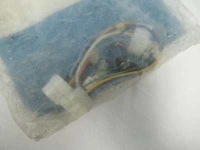 Arnés de cableado para congelador Electrolux 242213501 (lote I1) Foto 1 de 4