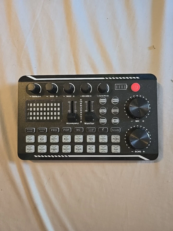 Live Sound Card Mixer No Cables - Image 1 of 1