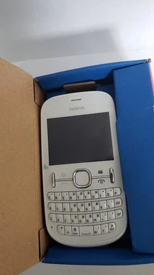 Nokia Asha 201  (Unlocked) 2.4" QWERTY Mobile Phone White - Image 1 of 2