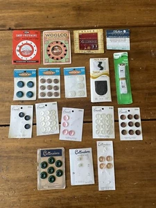 Lot Vintage Buttons On Cards Fasteners Grants Costumakers Sewing Crafts Talon 17 - Picture 1 of 16