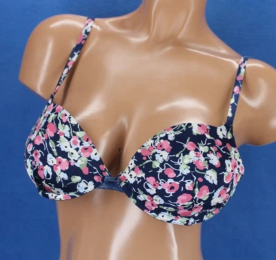 Calvin Klein Underwire Padded Push Up Bra Size 32D #E5444 - Image 1 of 4