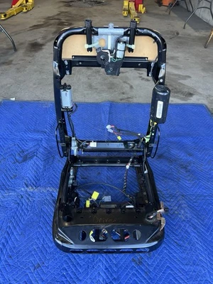 Marco y motores del asiento delantero del conductor Jaguar XJR XJ X308 1998-2003 OEM #4794E Foto 1 de 4