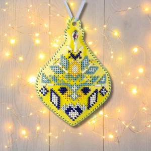 Set mit Perlenstickerei auf Kunstleder «Eiszapfen Weihnachtsschmuck» - Bild 1 von 6