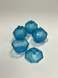Lego Menge 4 (8 Stück) Translucent Rock Ice Pods - Bild 1 von 1