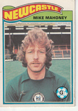 Topps Football Card 1978 Orange Back no. 284 Mike Mahoney Newcastle United