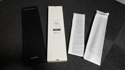 Decoración de puerta de pilar de carbono genuino NISMO 7689S-RNR30 para NISSAN SKYLINE R33 GT-R Foto 1 de 4