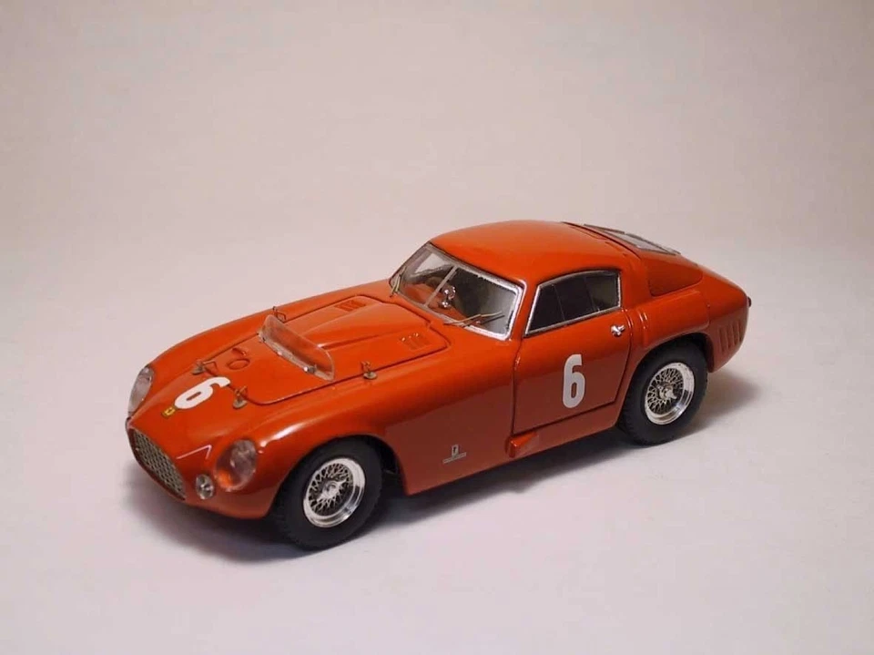 Art Model AM0081 FERRARI 375 MM N.6 12 H PESCARA 1953 VILLORESI/MARZOTTO 1:43 Mo - Immagine 1 di 1