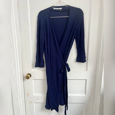 Vestido envolvente azul Diane Von Furstenberg. Talla 6. Foto 1 de 4