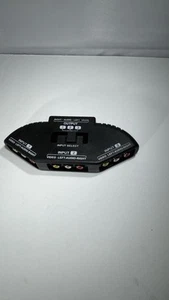 Interruptor selector de audio y video TriQuest selector de A/V - Imagen 1 de 5