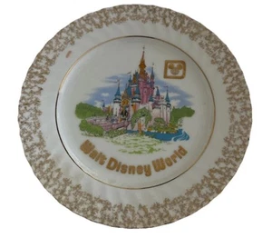 Walt Disney World Castillo de Cenicienta Porcelana Blanca Plato Coleccionista Vintage 7.5" - Imagen 1 de 3