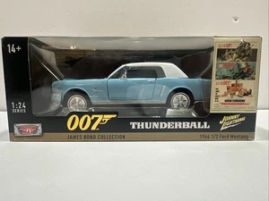 Motormax 1:24 1964 1/2 Ford Mustang azul claro 79855 James Bond 007 Thunderball - Imagen 1 de 1