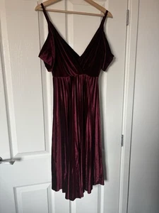 ASOS Burgundy Velvet Midi Dress Size 6 - Picture 1 of 6
