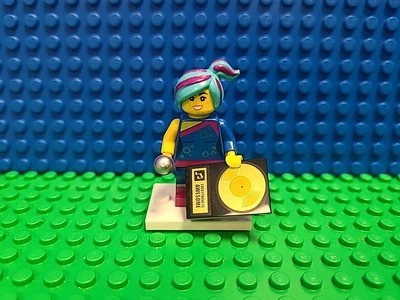 Lego Flashback Lucy Minifigure Movie 2 Collectible 71023 CMF Lot Retired Rare  - Image 1 of 4