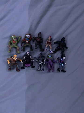 Fortnite Mini Action Figures Cover