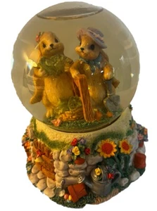 Bunny Rabbit Musical Snow Globe Plays - Picture 1 of 6
