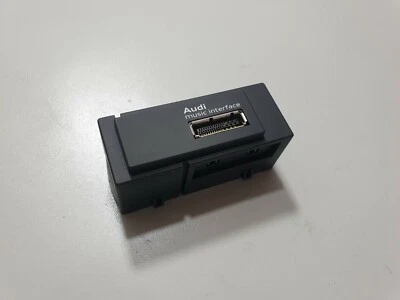 AUDI A 3 8V 2012-17 INGRESSO INTERFACCIA 8V0035736 ORIGINALE  - Immagine 1 di 4